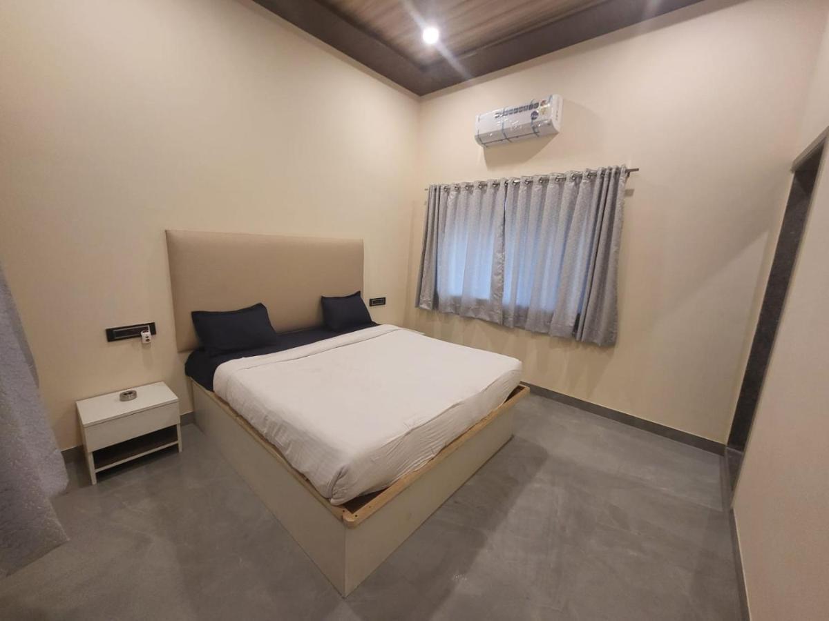 Willa Nazrana 2Bhk Lonavla Zewnętrze zdjęcie